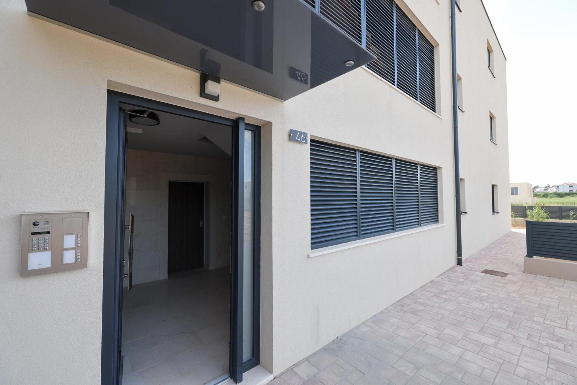 Deluxe Apartments Privlaka On The Sand Exterior photo