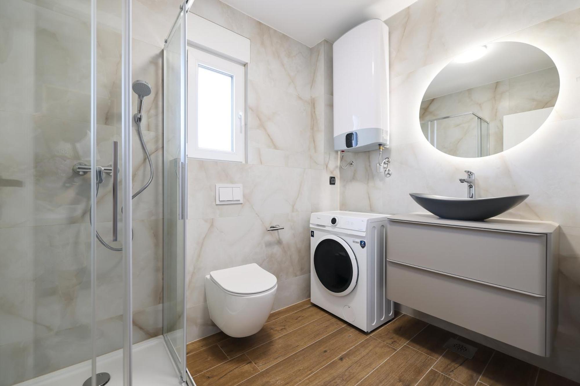 Deluxe Apartments Privlaka On The Sand Room photo